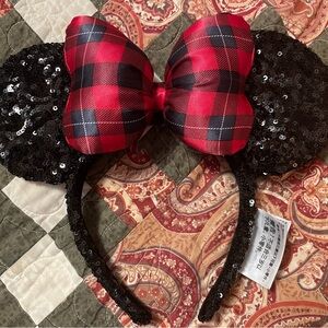 NWOT Disney Parks Minnie Ears Holiday Headband